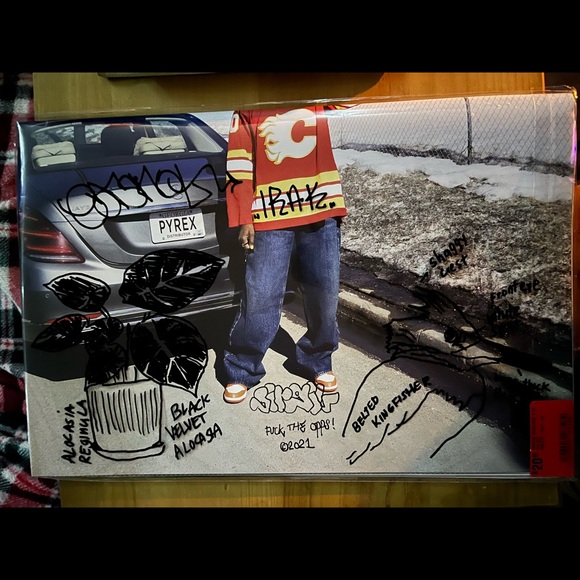 Sneeze magazine #50 Virgil Abloh - Picture 2 of 2